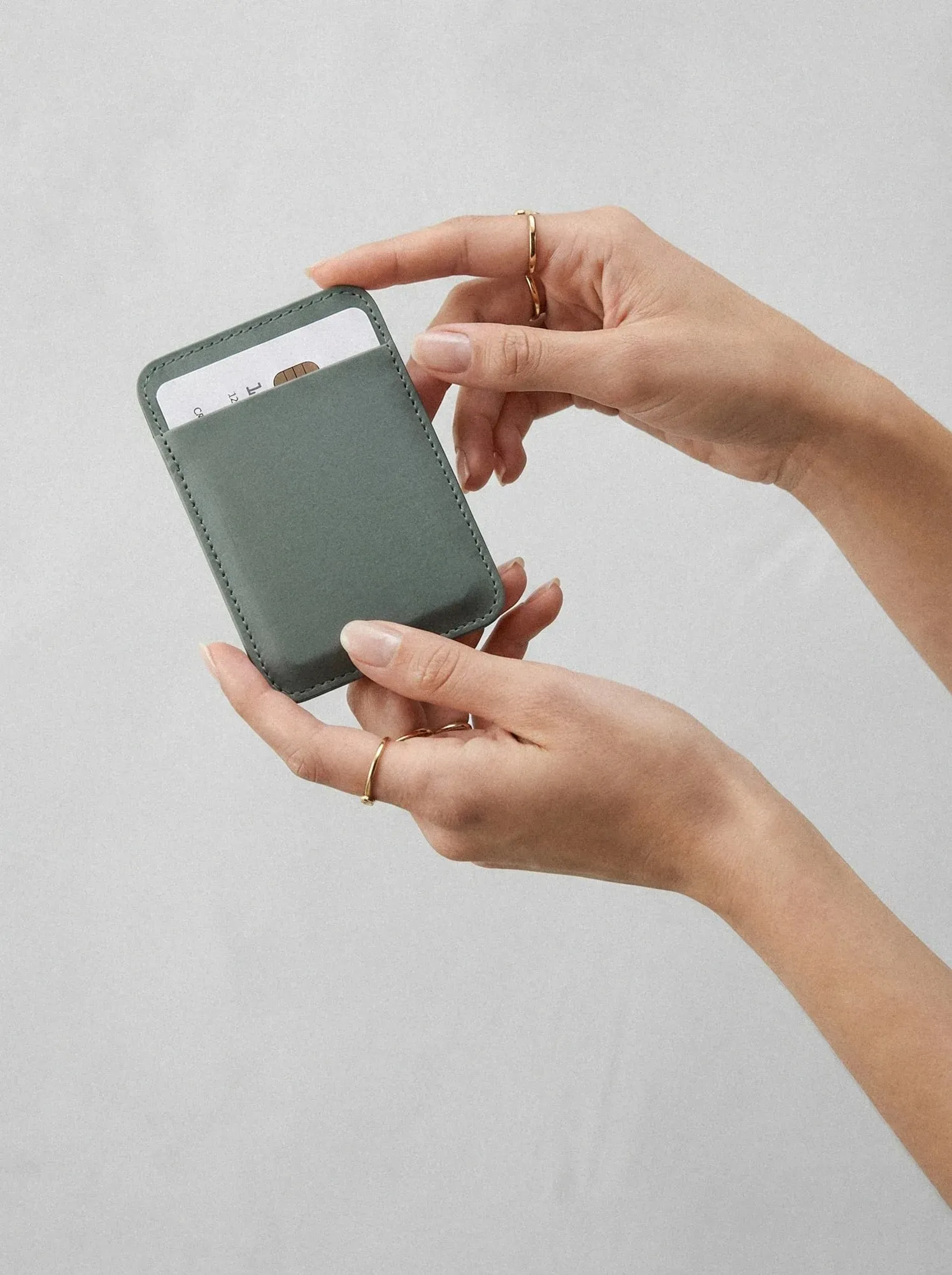 Minimal Leather Card Holder